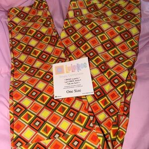 NWT! 🧡 LuLaRoe Colorful Diamond Pattern Leggings